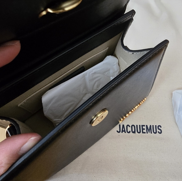Jacquemus Black Chiquito Moyen Bag NWT - Picture 3 of 5